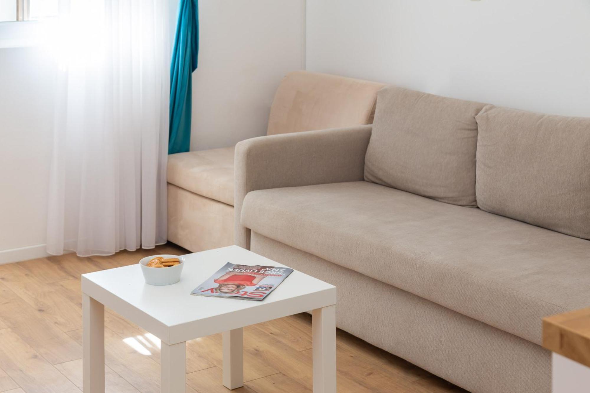 Apartments Near Central Beach With Free Parking Макарська Номер фото