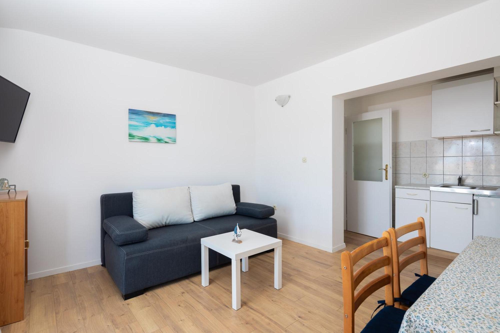 Apartments Near Central Beach With Free Parking Макарська Номер фото